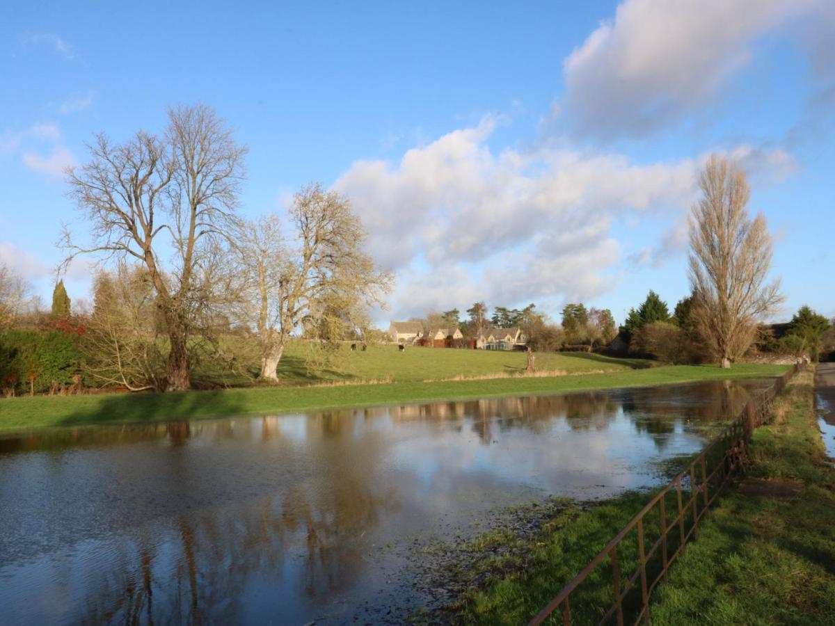 Villa 3 Painters Field Cirencester Exterior foto